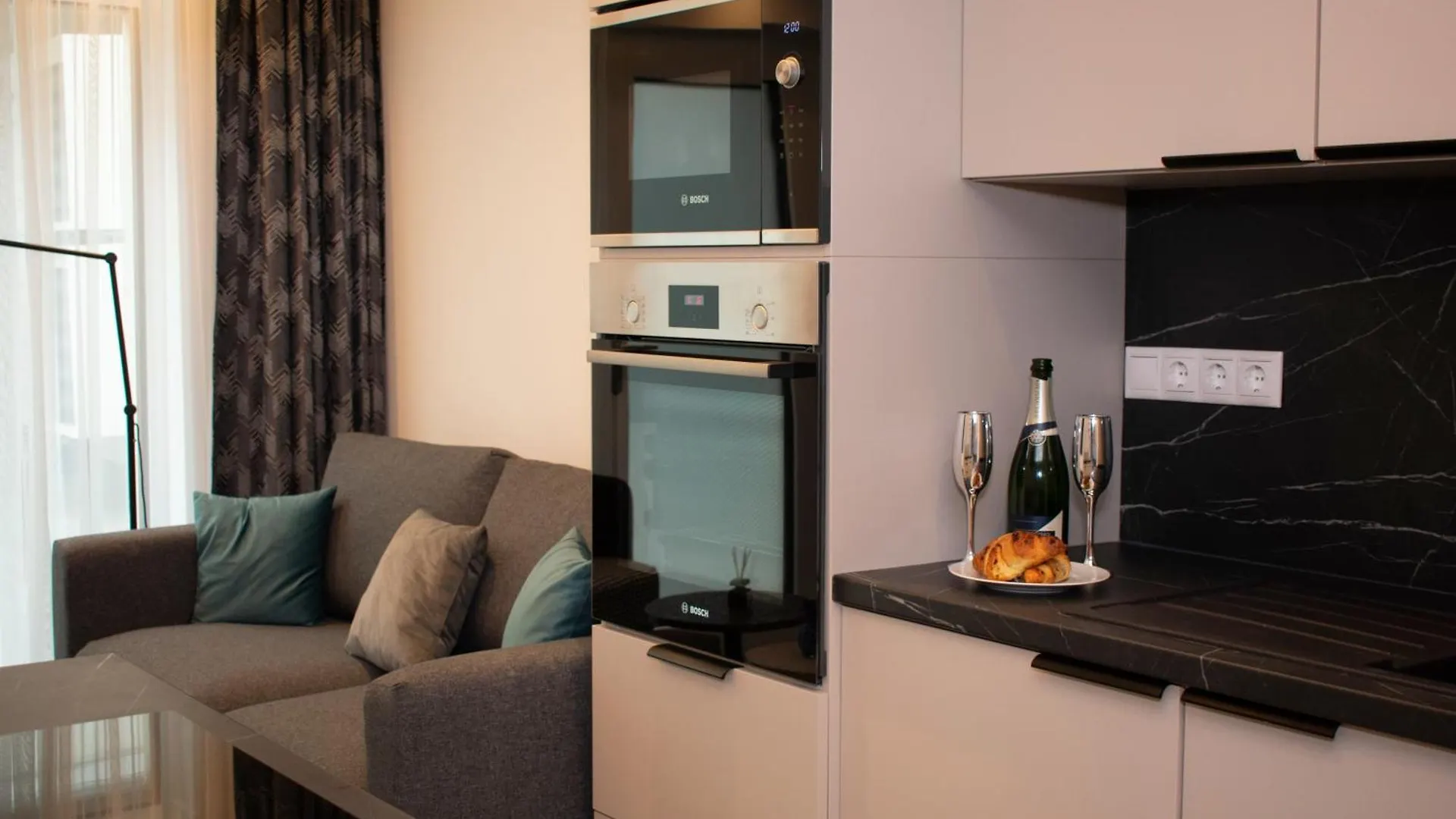 Luxury Cozy 2 Bdr Downtown Apt.4 Budapest Apartman