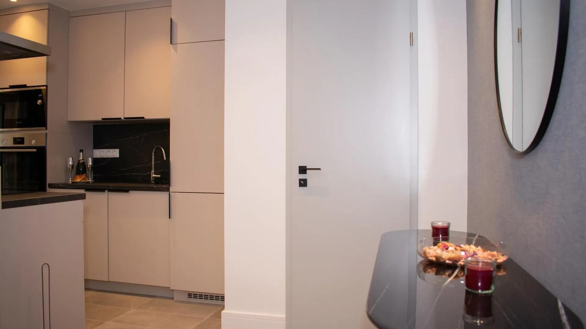 Luxury Cozy 2 Bdr Downtown Apt.4 Budapest Apartman